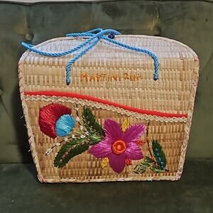 Rare! Martinique straw Floral embroidered tote bag